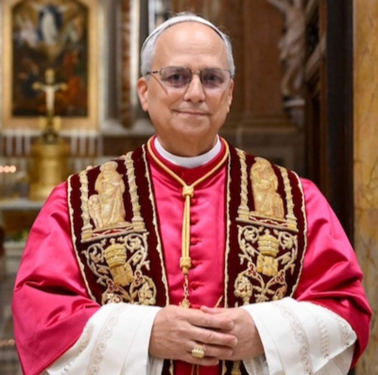 Papa Leone XIV con i fedeli